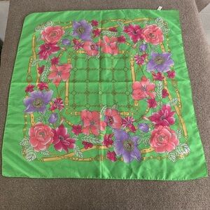 Vibrant Floral Print Scraf